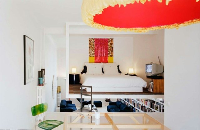 sätta upp sovrum hängande ljus färgglada möbler väggdekoration