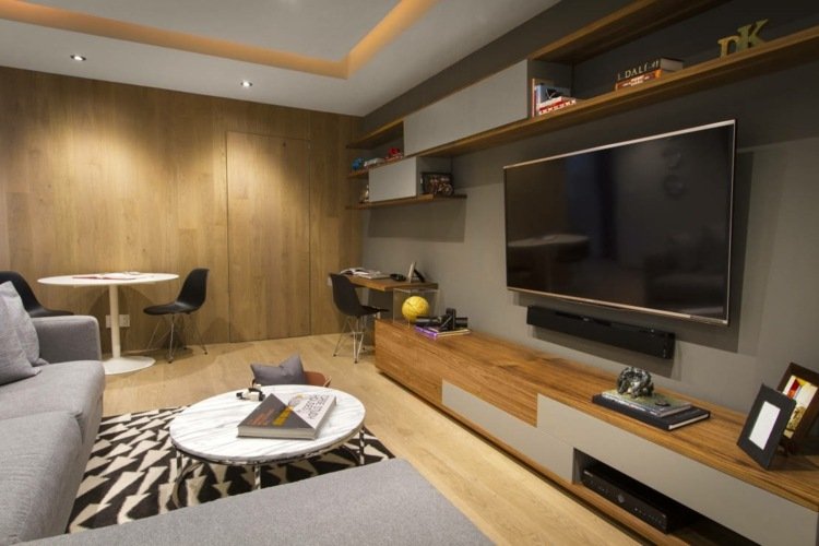 Förvaring vägg-skrivbord-vardagsrum-design-stora-TV-hyllor