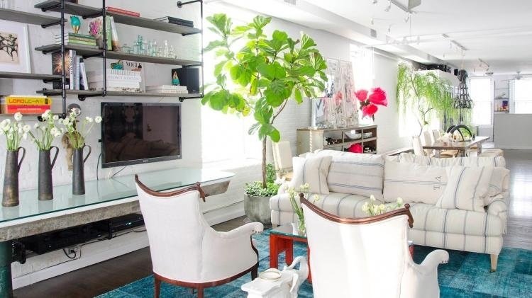 Bygg ditt eget vardags-vägg-idéer-rör-möbler-chic-dekorera-kreativt-vardagsrum