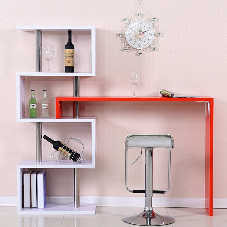 vardagsrum-bar-hylla-drycker-vin-flaskor-glasögon-vägg-klocka-tapeter-rosa-bar-bar bänk-stol-höjd-justerbar-ljusröd