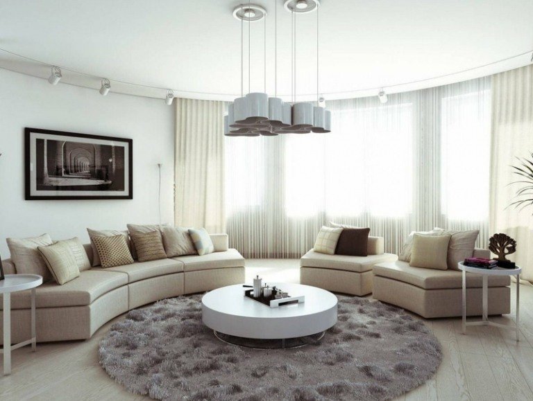 dekorera vardagsrum vitt soffbord rund matta grå beige kuddar