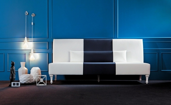 Vardagsrum blå färg soffa-vit modern inredning