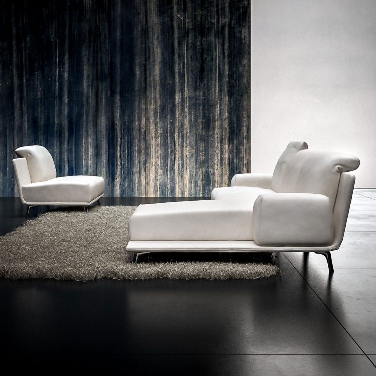 Vardagsrum modern -inredning-designer-soffa-vit-förvaringsutrymme-modul-paletta