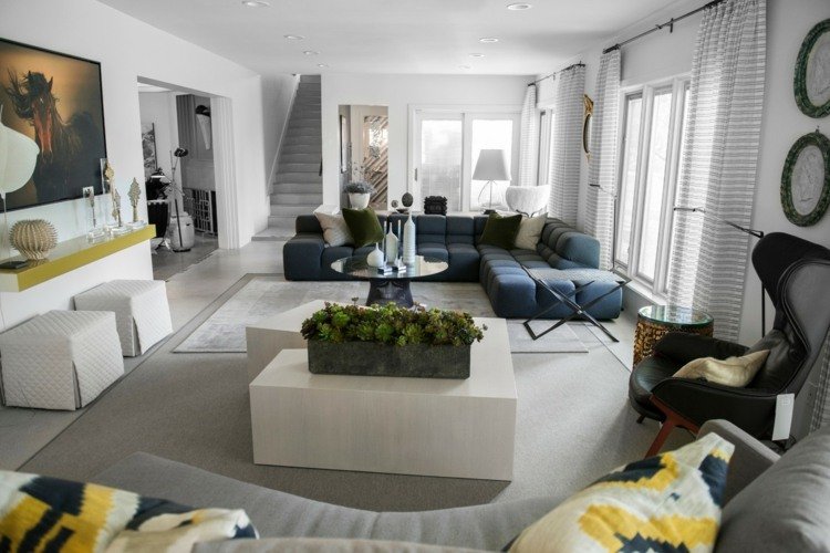 vardagsrum utan tv-inredning-idéer-modern-blå-soffa