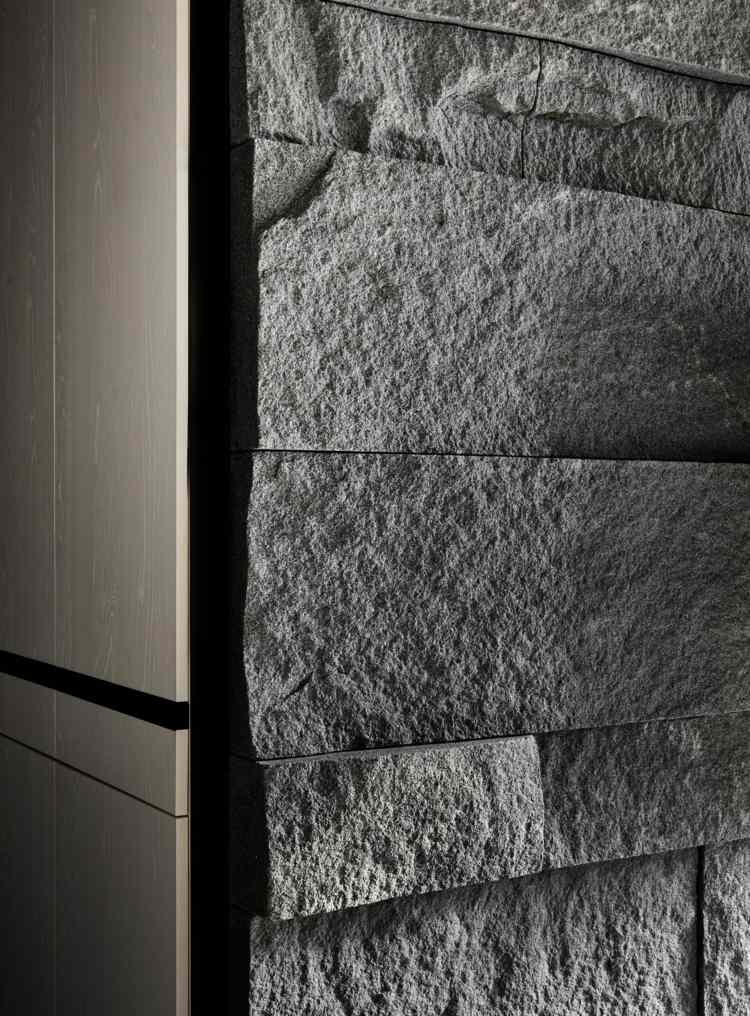 stenmur vardagsrum natursten look