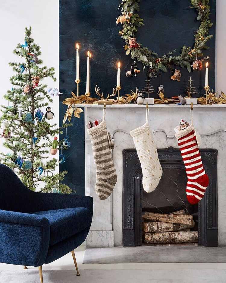Dekorera ditt vardagsrum till jul och dekorera det på ett modernt sätt