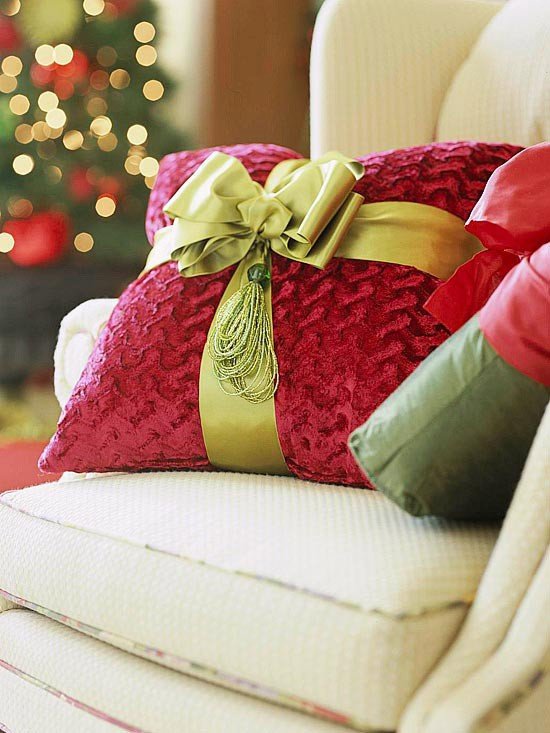 Vardagsrum-jul-dekorera-dekorativa-kuddar