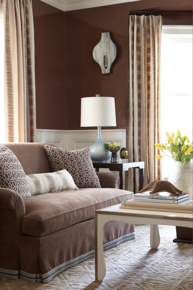 vardagsrum inredning idéer brun-soffa-choklad-färg-väggar