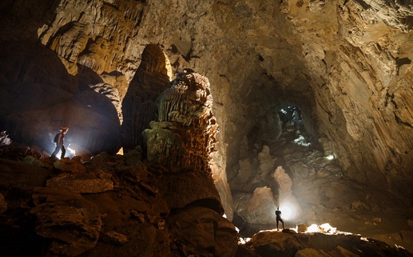 Wonders of Son Doong Caves-Giant Cavern