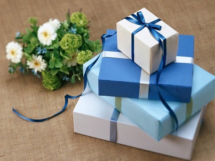 Män-present-idéer-present-lådor