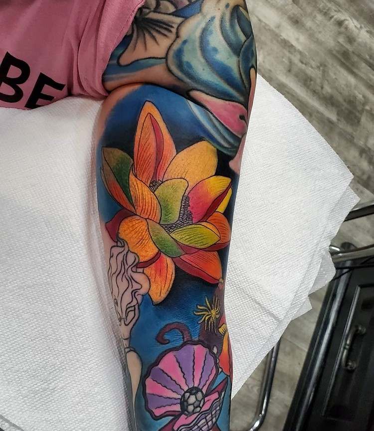 Yakuza tatuering kvinna lotusblomma tatuering motiv mening