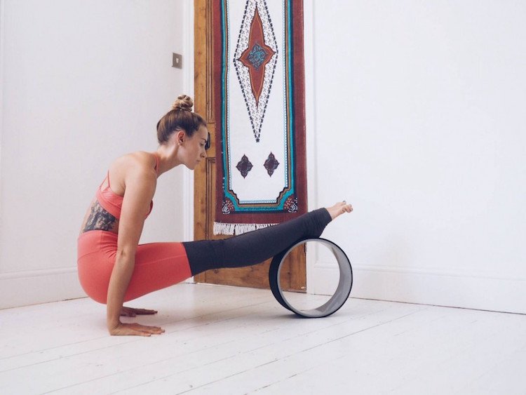 yoga hjulövningar nybörjare stretching instruktioner tips