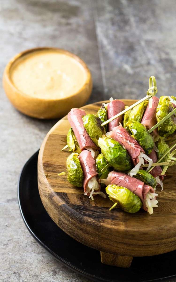 Nötfilé tandpetare canapes recept enkla fingermatsidéer