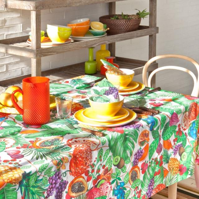 sommar-hem-tillbehör-2014-bordsduk-exotiska-frukter-färgglada