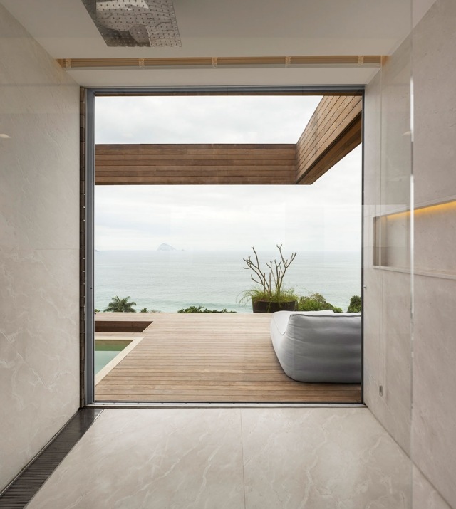 minimalistisk-arkitektur-på-kusten-brasilien-baldakin-terrass