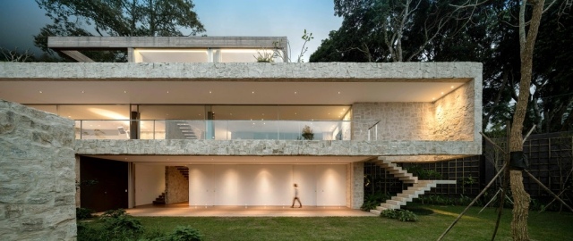 Puristisk-arkitekt-hus-geometriskt-tydliga-former-Rio-de-Janeiro