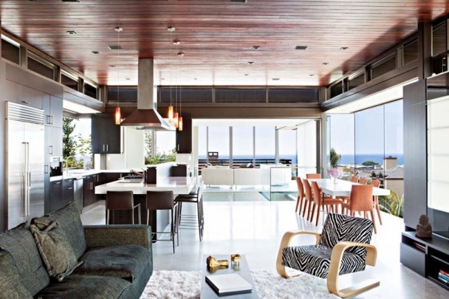 Eklektisk lägenhet-havsutsikt möbler design-djur mönster-moderna fåtöljer
