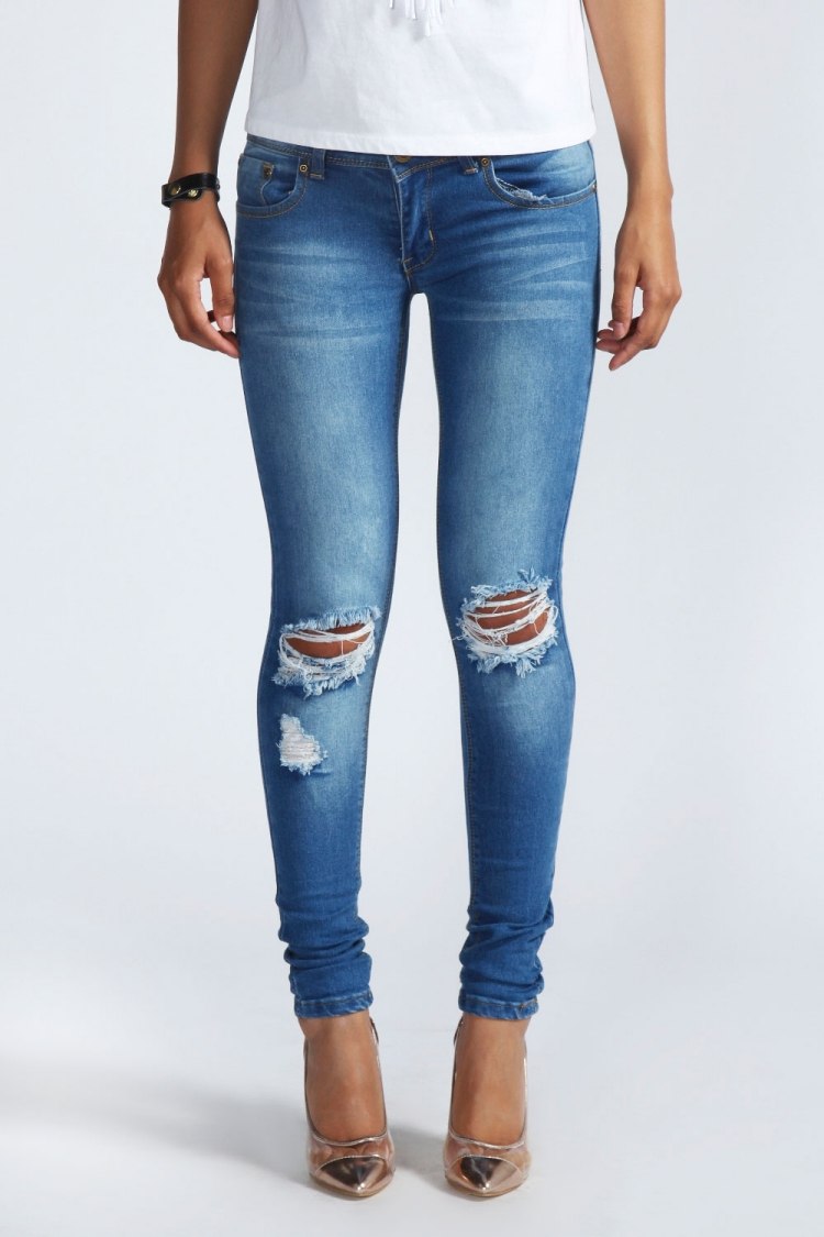 ripped-jeans-skinny-jeans-pumps-elegant