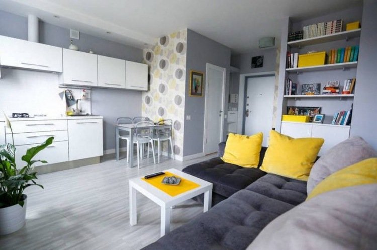 Färga rummet -grå-vägg-färg-tapeter-gul-vita-cirklar