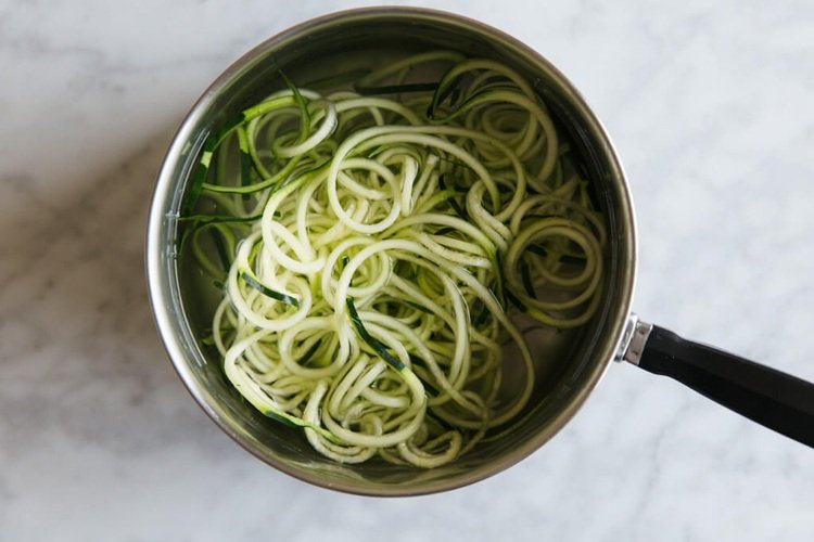 zucchini recept pasta kokkärl