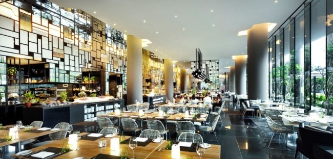 modern restaurang parkroyal designerhotell i singapore