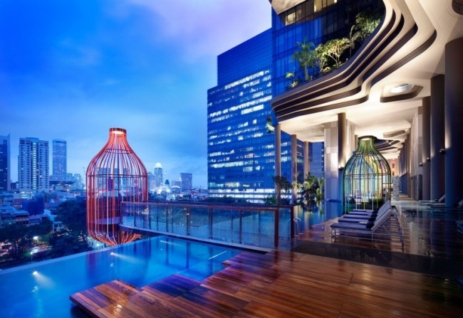 panoramautsikt terrass parkroyal designerhotell i singapore