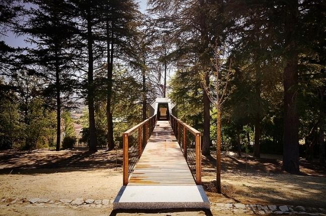 modern design hyddor park portugal trä bro skog