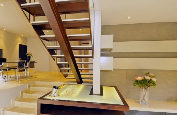 modern villa Sydafrika inre trappa